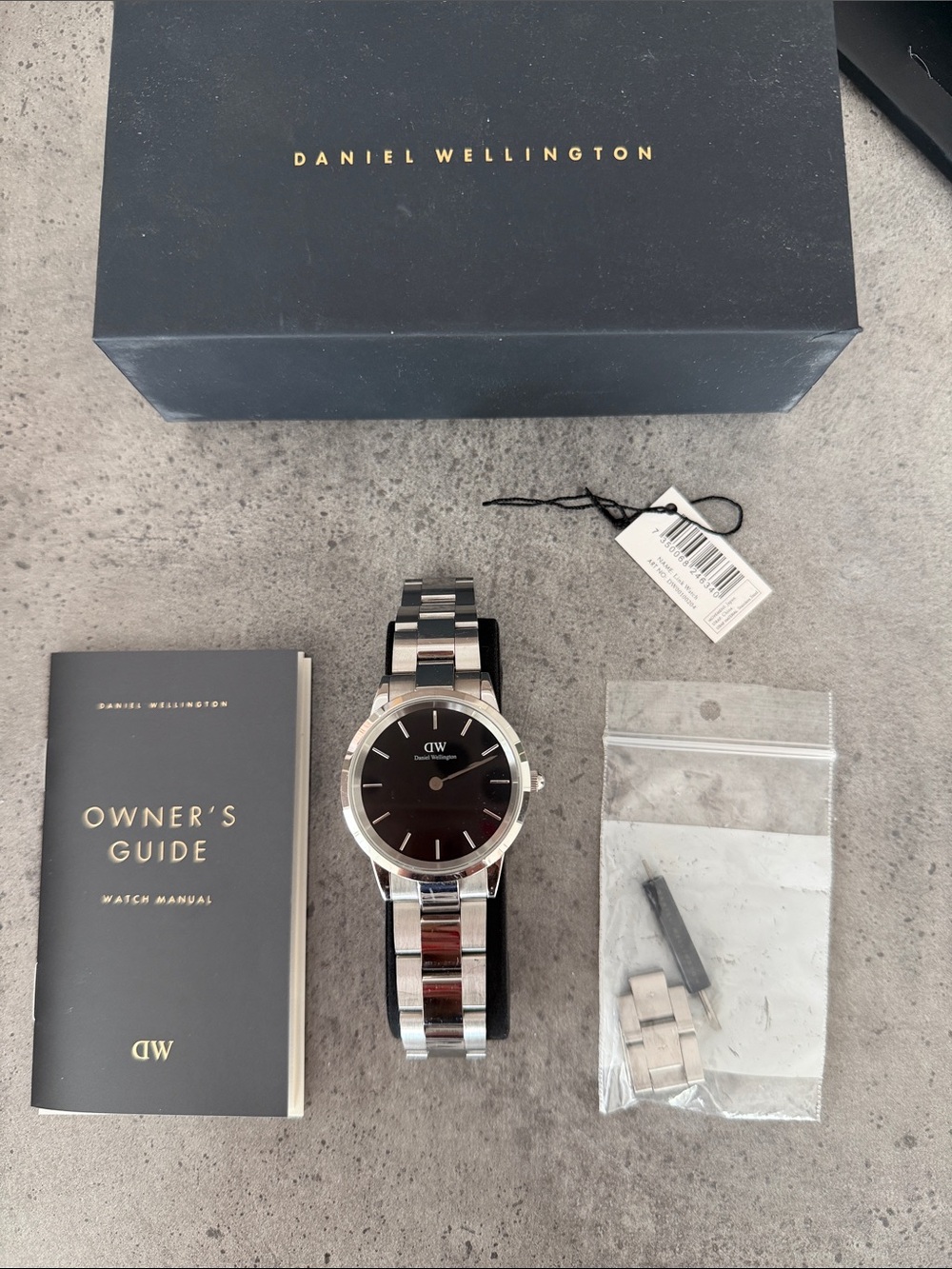 ⌚️Daniel Wellington 32mm Black Dial Silver Bracelet Watch